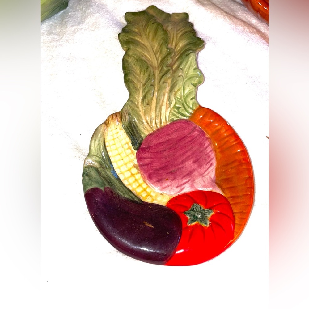 Kitchen spoon/spatula with vegetables ceramic